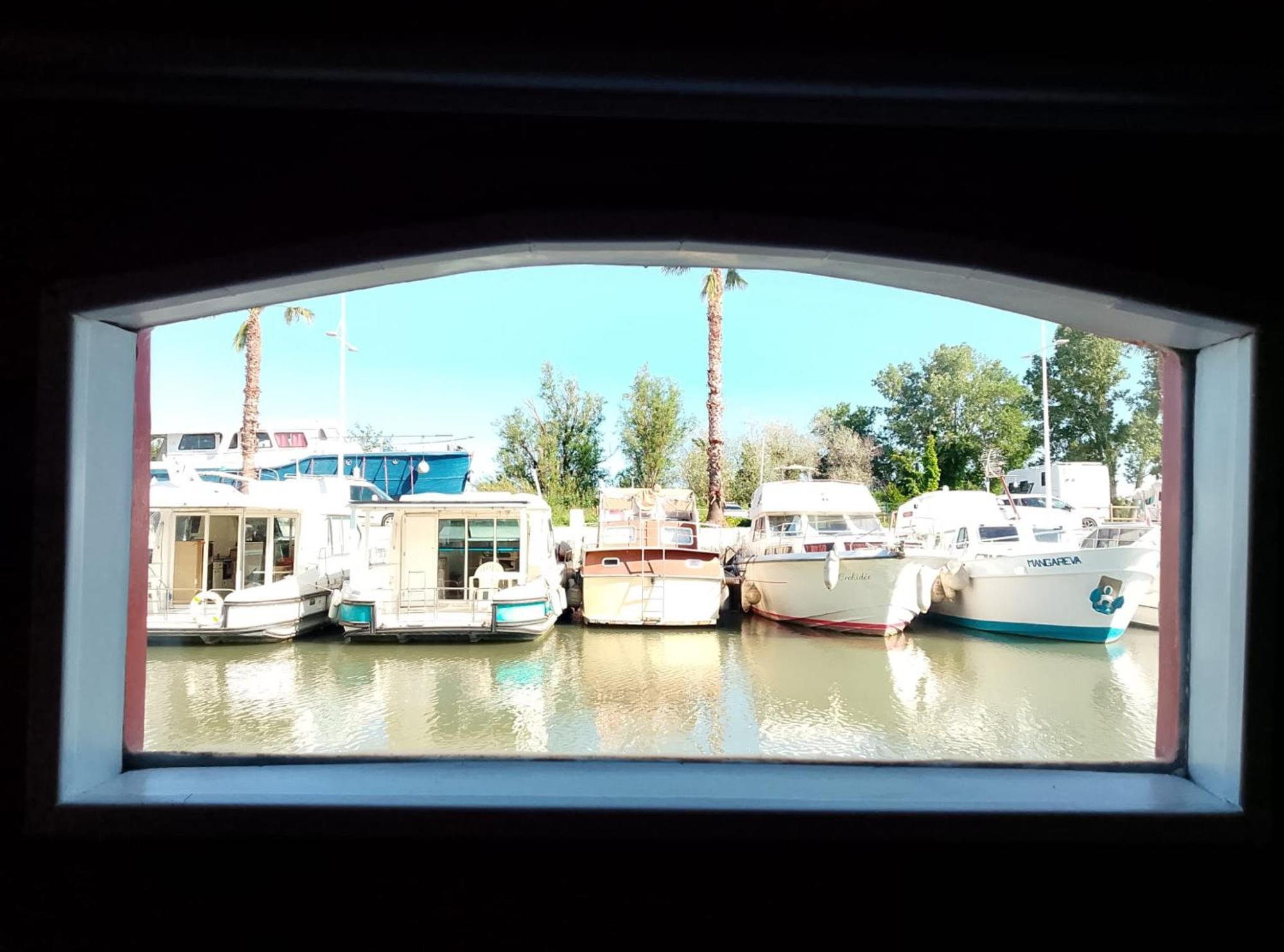 Peniche Farniente Climatisee Region Touristique Aux Portes De La Camargue Bellegarde (Gard)
